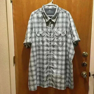 Croft and Barrow. Quick dry shirt. Size 4XB